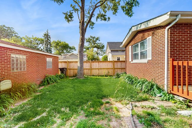 1910 N 76 Th Ct, House other with 4 bedrooms, 3 bathrooms and 5 parking in Elmwood Park IL | Image 29