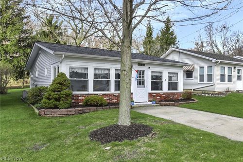 2548 Bay Vista Dr, Lakeside Marblehead, OH, 43440-9716 | Card Image