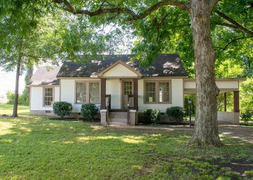 110 Lawndale Dr, Tupelo, MS, 38801-4636 | Card Image