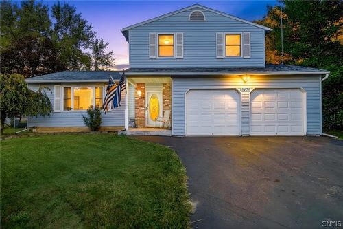 5406 Fortuna Pkwy, Clay, NY, 13041-8644 | Card Image