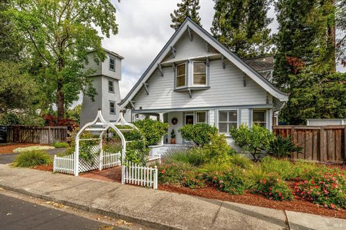 2026 W F Street, Napa, CA, 94558 | Card Image