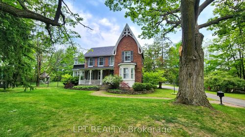 126 Letitia St, Barrie, ON, L4N1P5 | Card Image