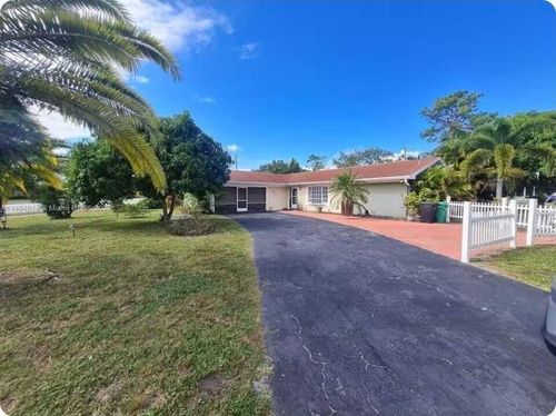 122 Riomar Dr, Port St. Lucie, FL, 34952-1356 | Card Image