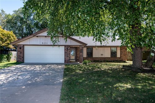 901 S 22nd St, Rogers, AR, 72758-4913 | Card Image