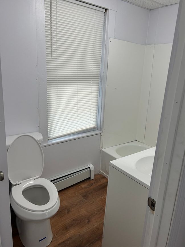 APT-1 - 42 Salem St, Condo with 2 bedrooms, 2 bathrooms and 1 parking in Fitchburg MA | Image 7
