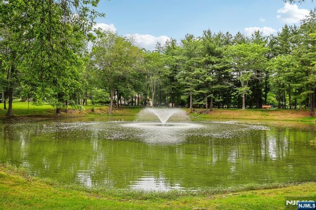 7 Eakens Ct, Condo with 2 bedrooms, 1 bathrooms and null parking in Mahwah NJ | Image 36