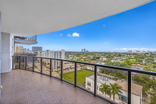 1102-2301 Sw 27th Ave, Miami, FL, 33145-3671 | Card Image