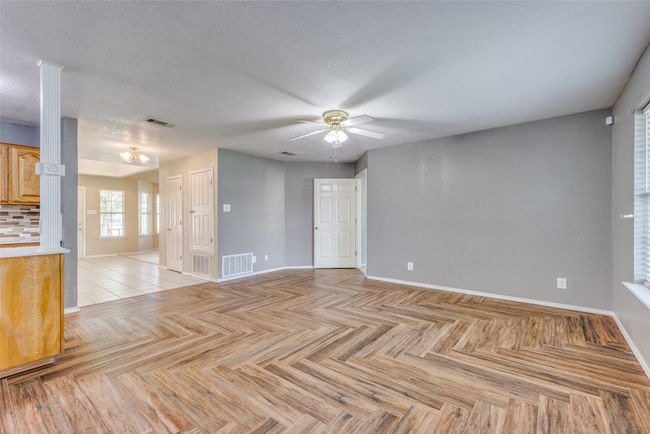 715 Mockingbird St, House other with 3 bedrooms, 2 bathrooms and null parking in Bonham TX | Image 7