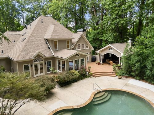 980 Ashebrooke Way Ne, Marietta, GA, 30068-5306 | Card Image