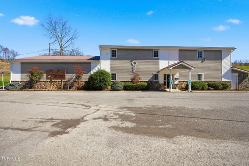 117 Ed Hines Dr, Jonesville, VA, 24263-8207 | Card Image