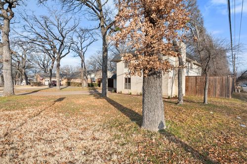 701 Rocky Canyon Rd, Arlington, TX, 76012-4116 | Card Image