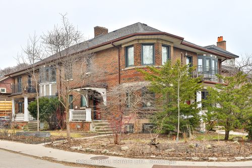 9 Indian Valley Cres, Toronto, ON, M6R1Y5 | Card Image