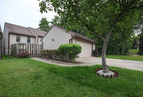 19 Oak Court, Morgantown, WV, 26505 | Card Image