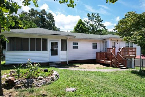 2035 Broomfield Rd Se, Cleveland, TN, 37323-3302 | Card Image