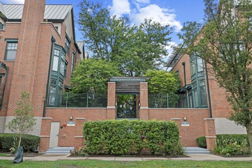 26-101 Euclid Ave, Oak Park, IL, 60301-1431 | Card Image