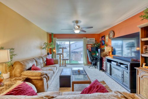 629 Westridge Dr, West Bend, WI, 53095-3649 | Card Image