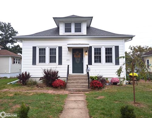 520 N 5th St, Chariton, IA, 50049-1430 | Card Image