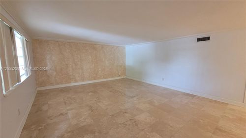 5-11960 Ne 19th Dr, North Miami, FL, 33181-2857 | Card Image