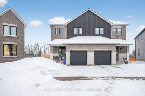 650 Fisher St, Kemptville, ON, K0G1J0 | Card Image