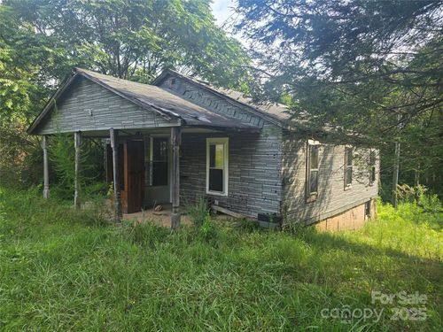 3132 Jones Wade Rd, Hudson, NC, 28638-8769 | Card Image