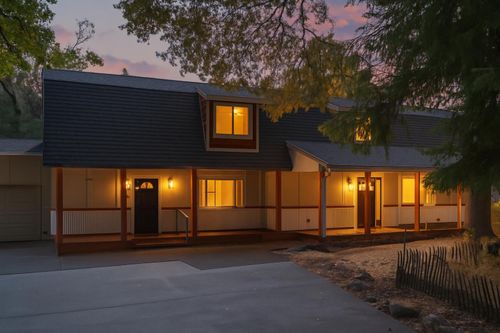 590 W Highway 4, Murphys, CA, 95247-9383 | Card Image