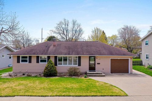 1825 E Marquette Street, APPLETON, WI, 54911 | Card Image