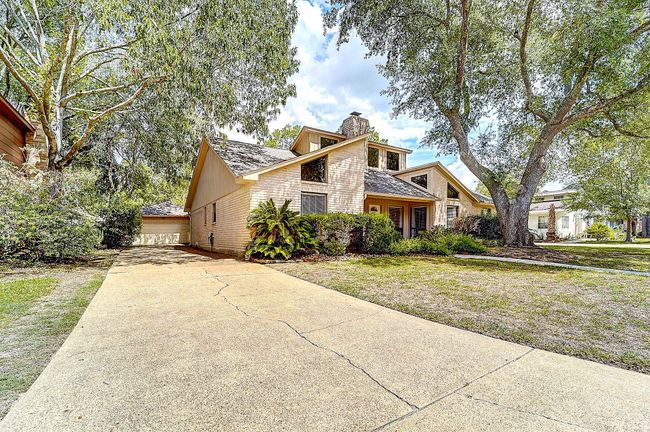 8111 Pine Green Ln, House other with 6 bedrooms, 4 bathrooms and 2 parking in Humble TX | Image 39