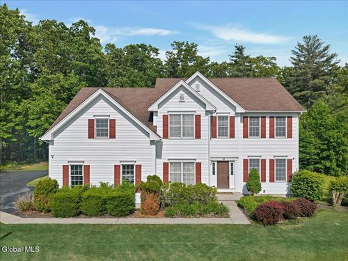 15 Foxhound Cir, Mechanicville, NY, 12118-3659 | Card Image