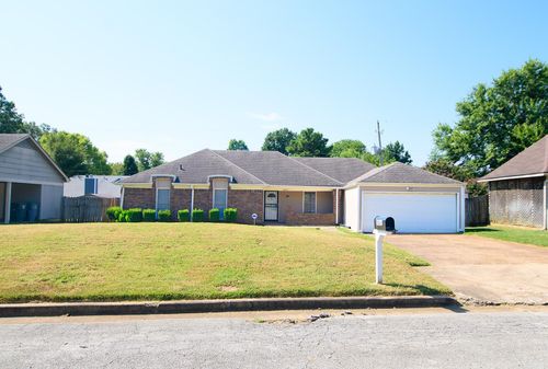 6867 Innsbrook Cv, Memphis, TN, 38115-5305 | Card Image