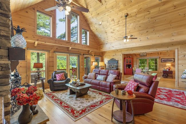 65 W Stone Pointe Ln, House other with 3 bedrooms, 5 bathrooms and null parking in Cullowhee NC | Image 12