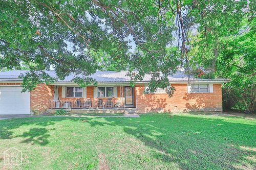 505 7th St, Marked Tree, AR, 72365-2701 | Card Image