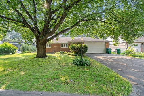 3337 Decatur Ln, Saint Louis Park, MN, 55426-3716 | Card Image