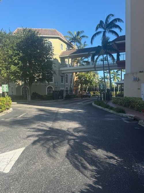 506-1650 Presidential Way, West Palm Beach, FL, 33401-1863 | Card Image