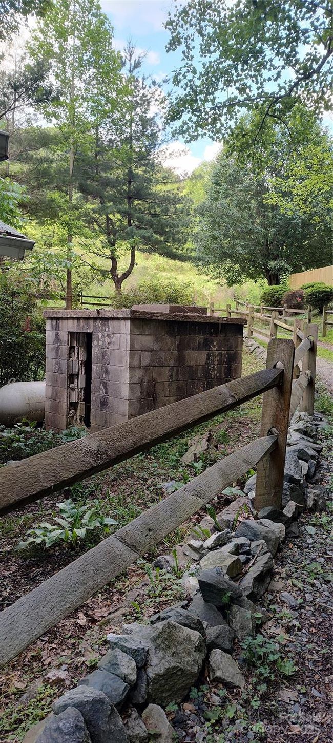 old spring house | Image 7