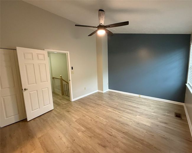 124 Hillvue Dr, Townhouse with 3 bedrooms, 3 bathrooms and 1 parking in Seven Fields PA | Image 14