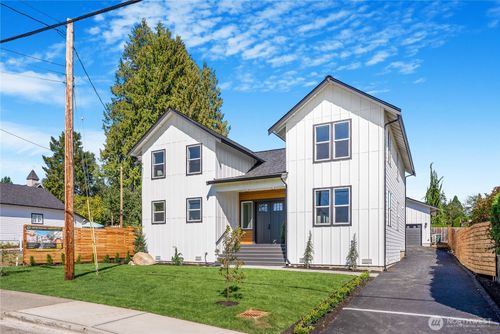 a-325 Avenue J, Snohomish, WA, 98290-2641 | Card Image