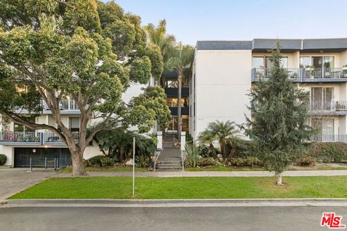 apt-404-900 Euclid St, Santa Monica, CA, 90403-3044 | Card Image