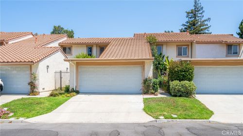 3747 Oak Glen Dr, Newbury Park, CA, 91320-3751 | Card Image