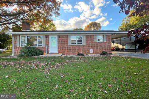 5865 Charlestown Rd, MERCERSBURG, PA, 17236-9442 | Card Image