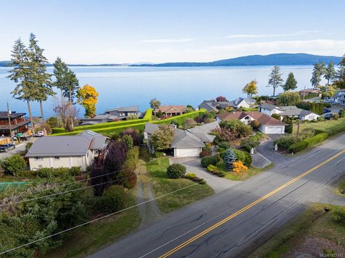 2509 Mill Bay Rd, Mill Bay, BC, V8H1C6 | Card Image