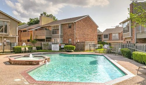 166-2700 Silver Creek Dr, Arlington, TX, 76006-3544 | Card Image