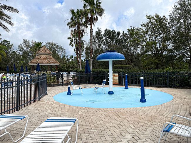 11815 Tempest Harbor Loop, House other with 3 bedrooms, 2 bathrooms and null parking in VENICE FL | Image 38