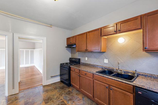 APT-2 - 1651 Atkinson St, Condo with 3 bedrooms, 1 bathrooms and null parking in Detroit MI | Image 13