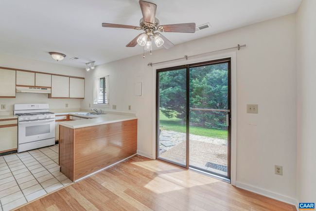 553 Millstone Ct, Condo with 2 bedrooms, 2 bathrooms and null parking in CHARLOTTESVILLE VA | Image 9