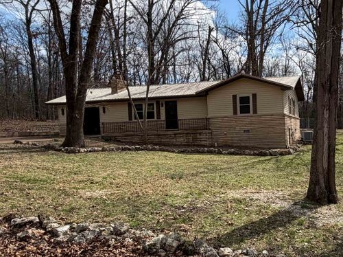 903 Arkansas Ave, Horseshoe Bend, AR, 72512-3933 | Card Image