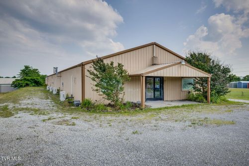 6205 W Andrew Johnson Hwy, Talbott, TN, 37877-8604 | Card Image
