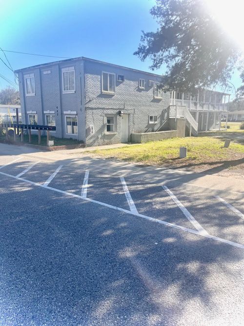 603 30th Ave S, Atlantic Beach, SC, 29582-4687 | Card Image