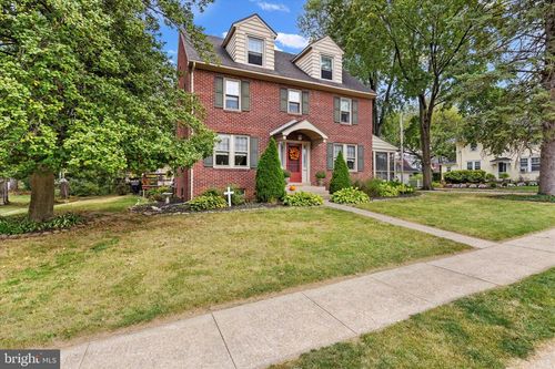 101 N Vernon St, YORK, PA, 17402-2344 | Card Image