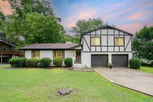 609 Mountain Gap Dr Se, Huntsville, AL, 35803-1629 | Card Image