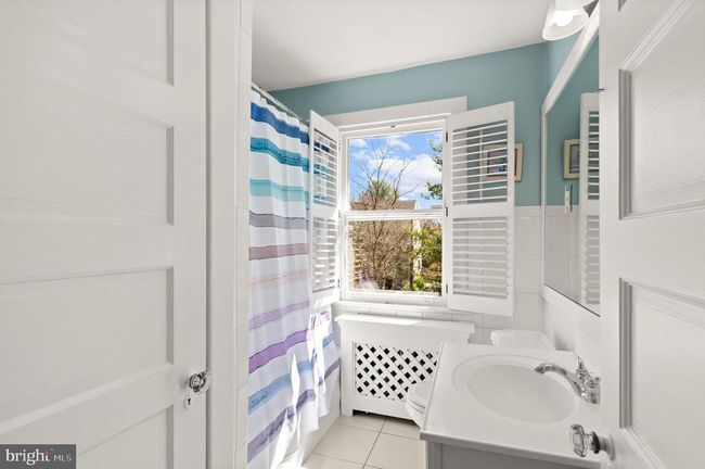 3915 Aspen St, House other with 5 bedrooms, 4 bathrooms and null parking in CHEVY CHASE MD | Image 15